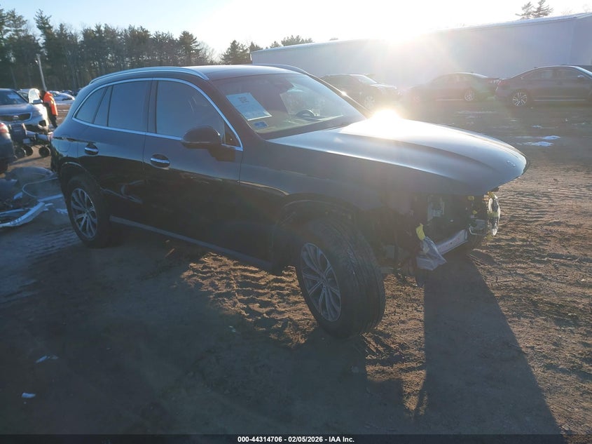 2025 Mercedes-benz Glc