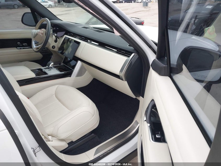 2024 Land rover RANGE ROVER