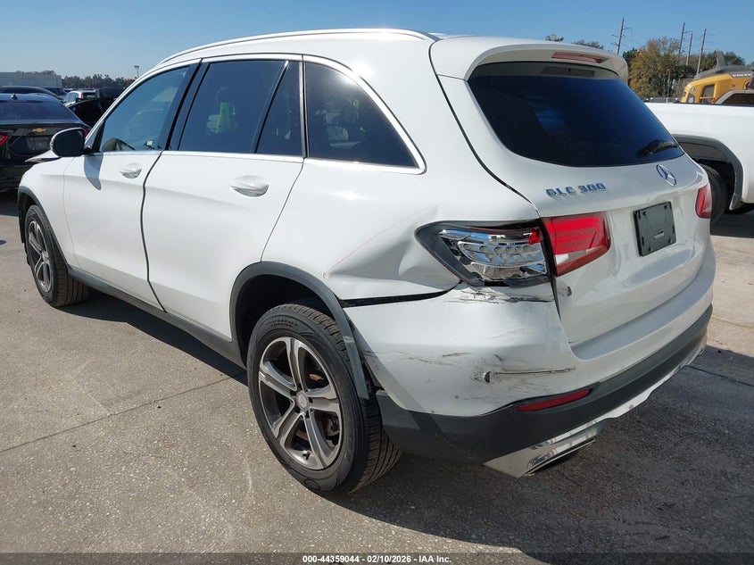 2016 Mercedes-benz Glc