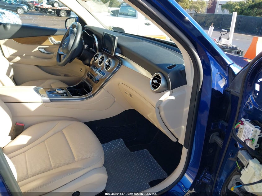 2018 Mercedes-benz Glc