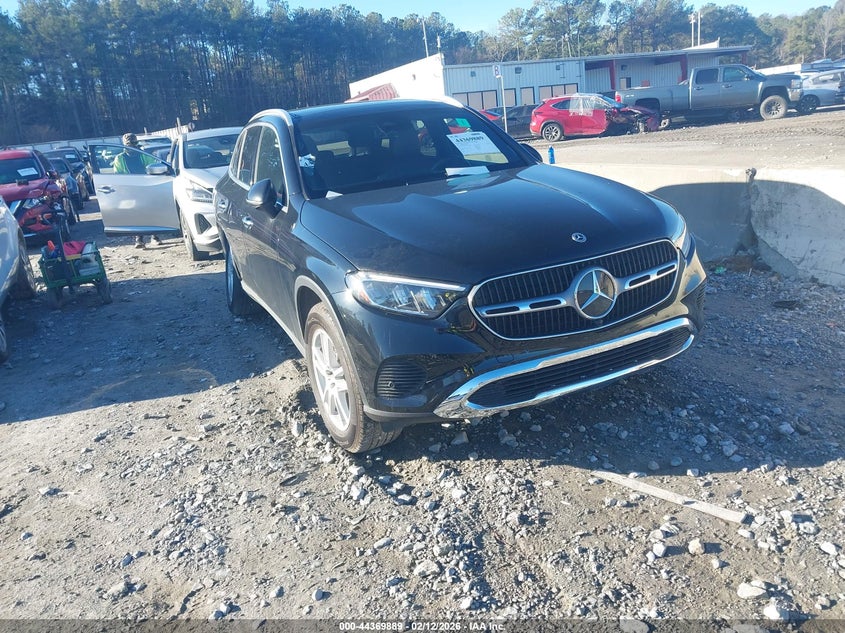 2025 Mercedes-benz Glc