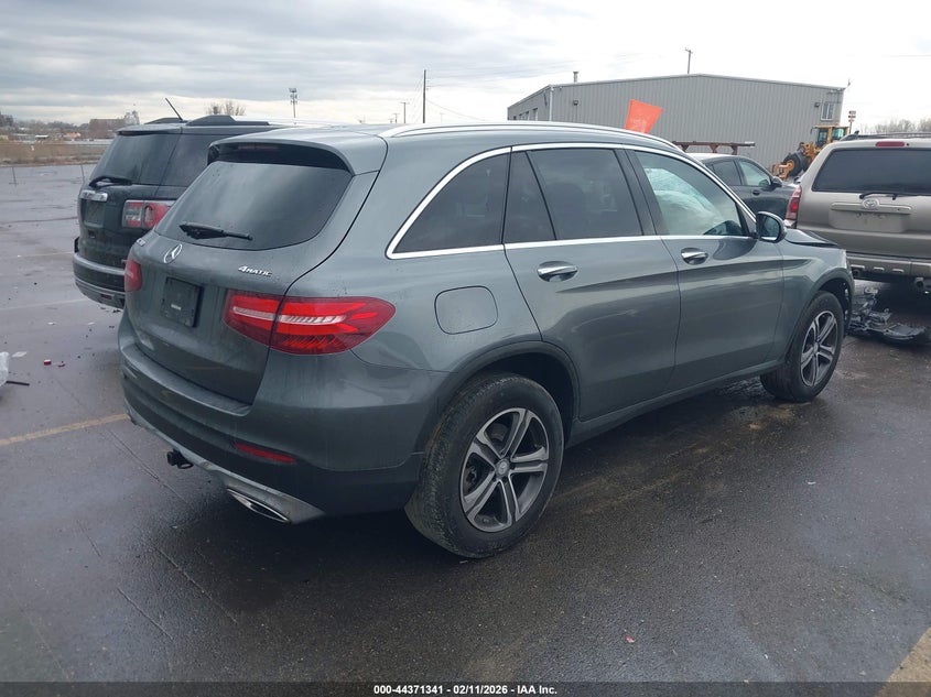 2017 Mercedes-benz Glc