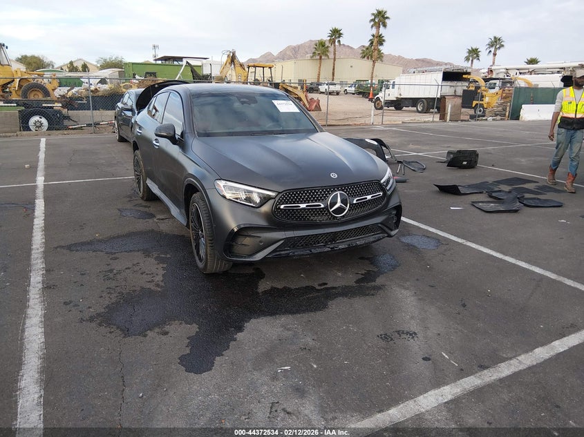 2025 Mercedes-benz Glc