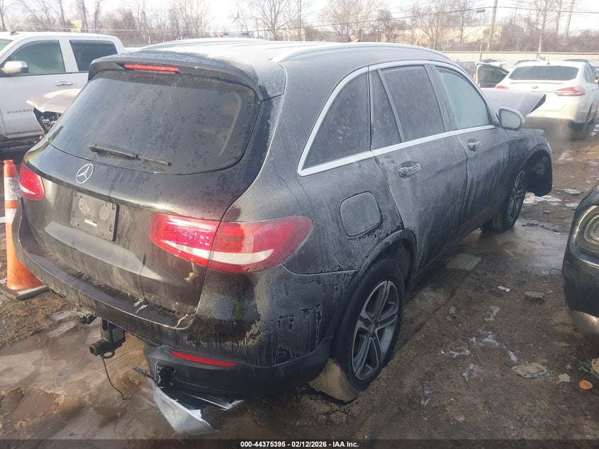2016 Mercedes-benz Glc