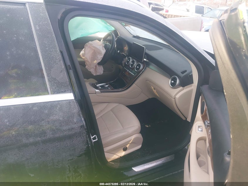 2016 Mercedes-benz Glc