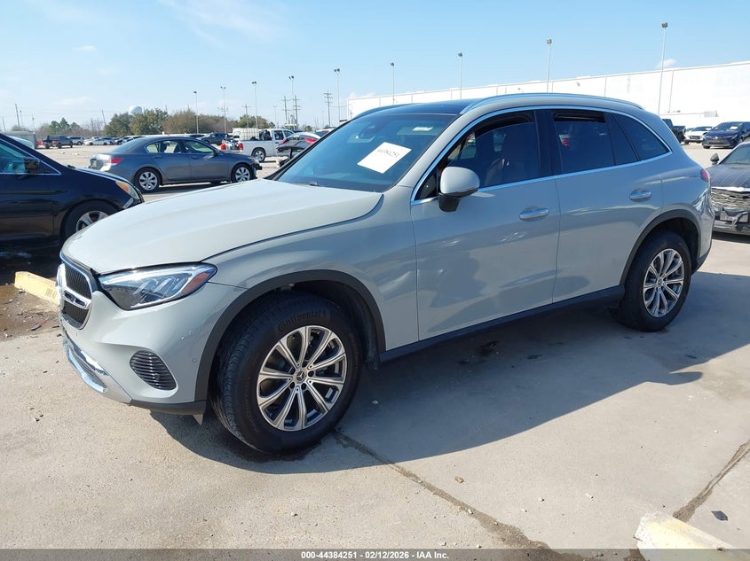 2025 Mercedes-benz Glc