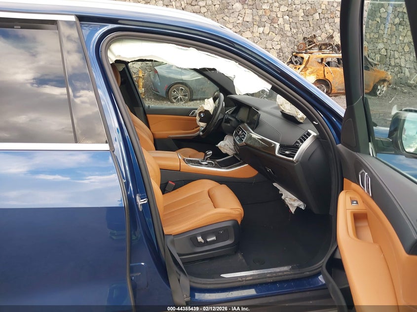 2022 BMW X5