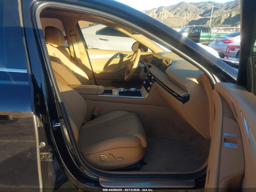 2025 Genesis G80