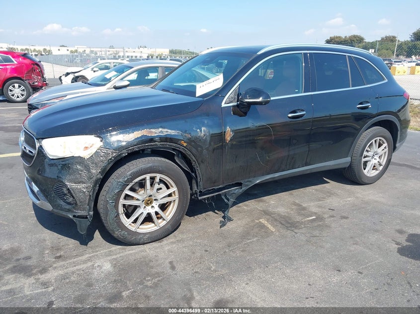2023 Mercedes-benz Glc