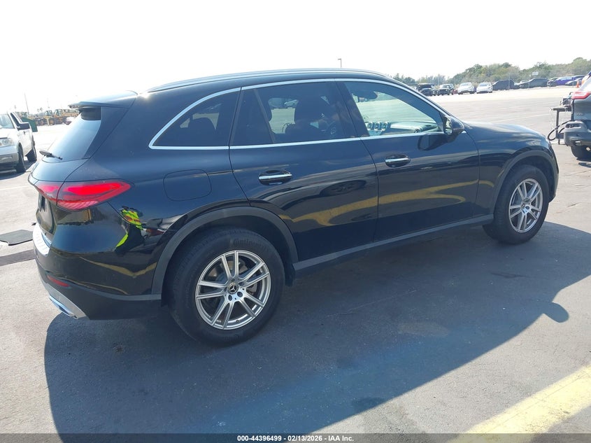 2023 Mercedes-benz Glc