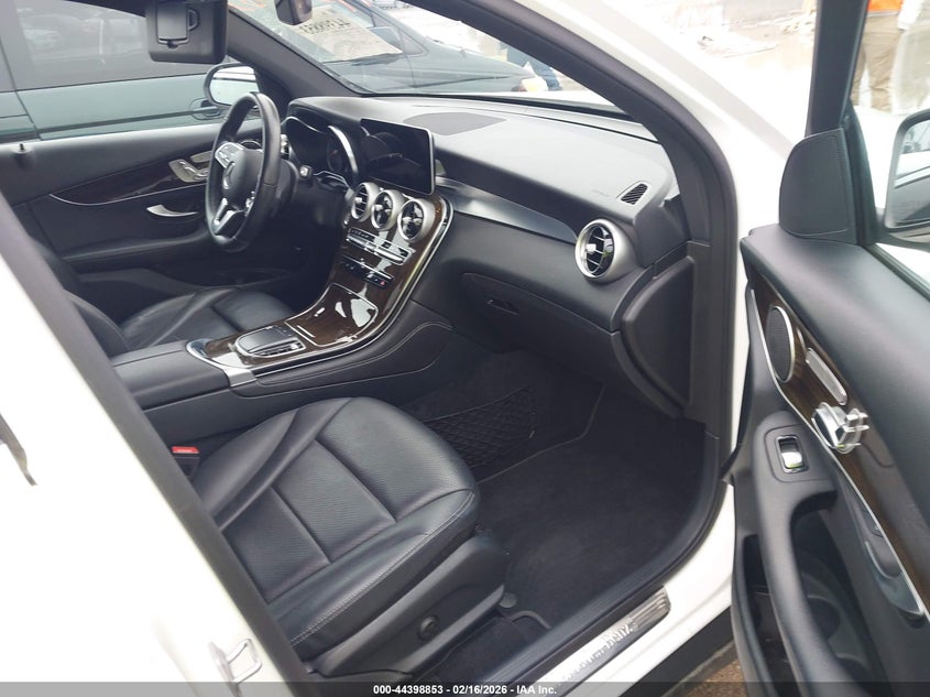 2020 Mercedes-benz Glc