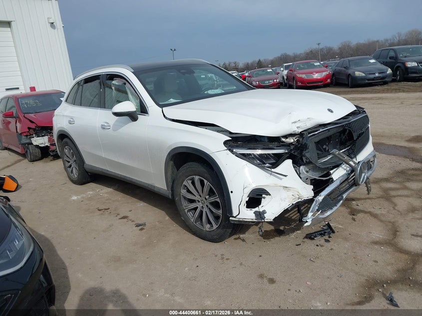 2023 Mercedes-benz Glc