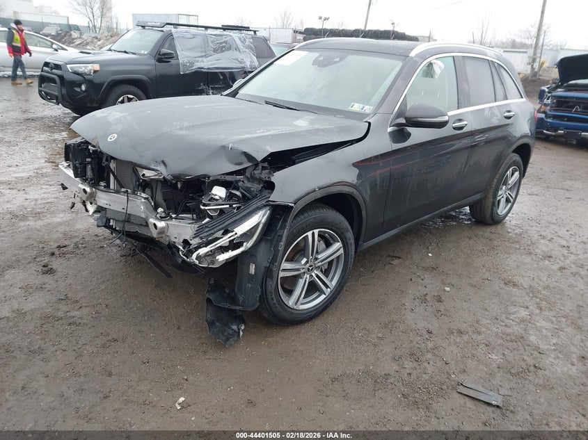 2021 Mercedes-benz Glc