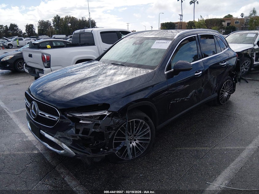 2024 Mercedes-benz Glc