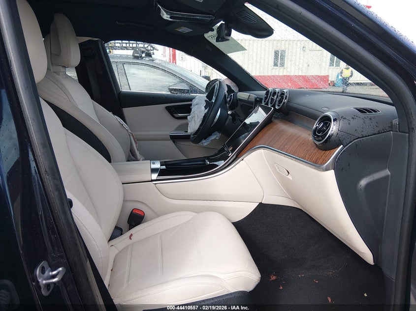 2024 Mercedes-benz Glc