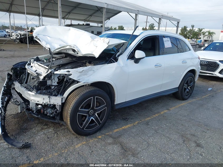2025 Mercedes-benz Glc
