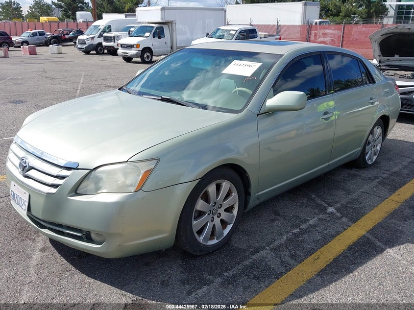 2005 Toyota Avalon