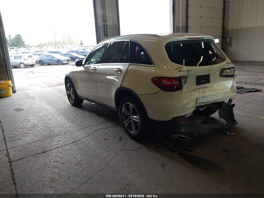 2016 Mercedes-benz Glc