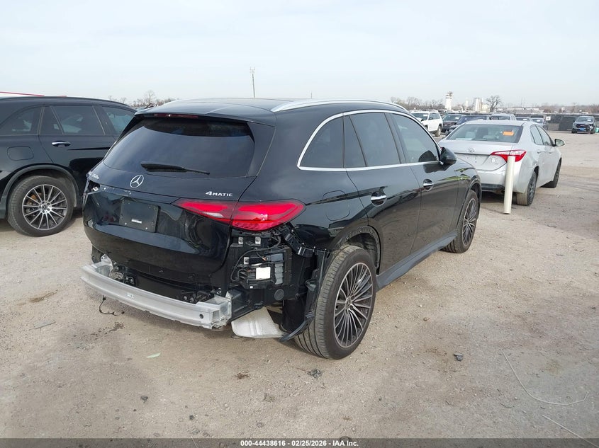 2025 Mercedes-benz Glc