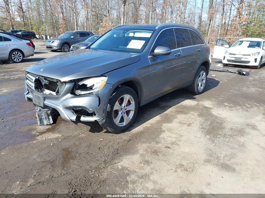 2016 Mercedes-benz Glc