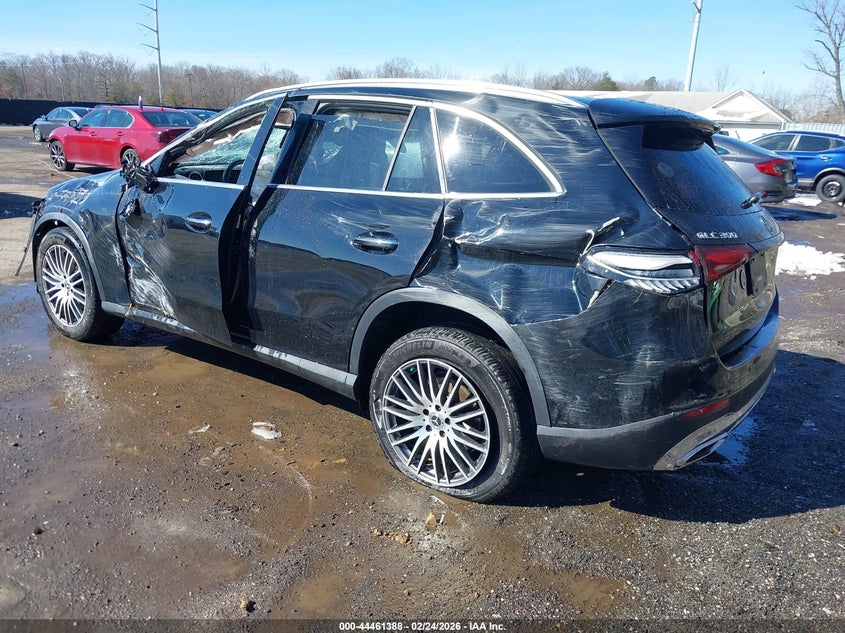 2024 Mercedes-benz Glc