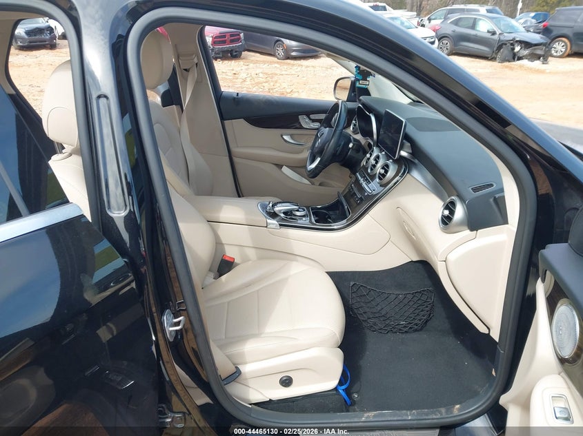 2016 Mercedes-benz Glc