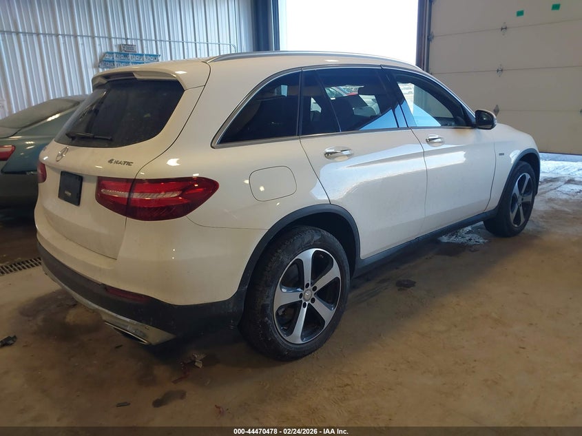 2016 Mercedes-benz Glc