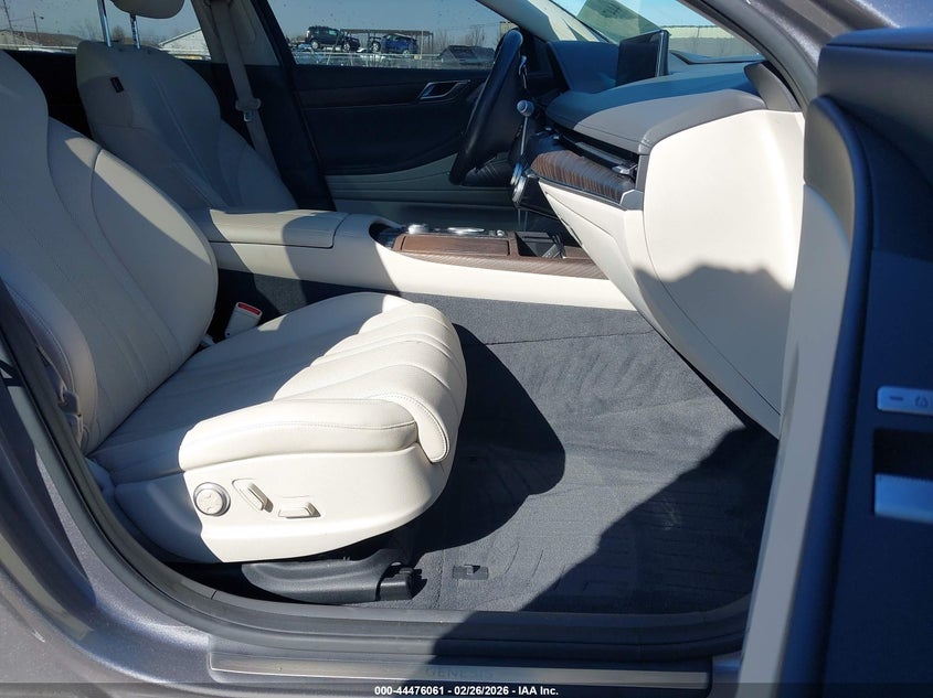 2022 Genesis G80