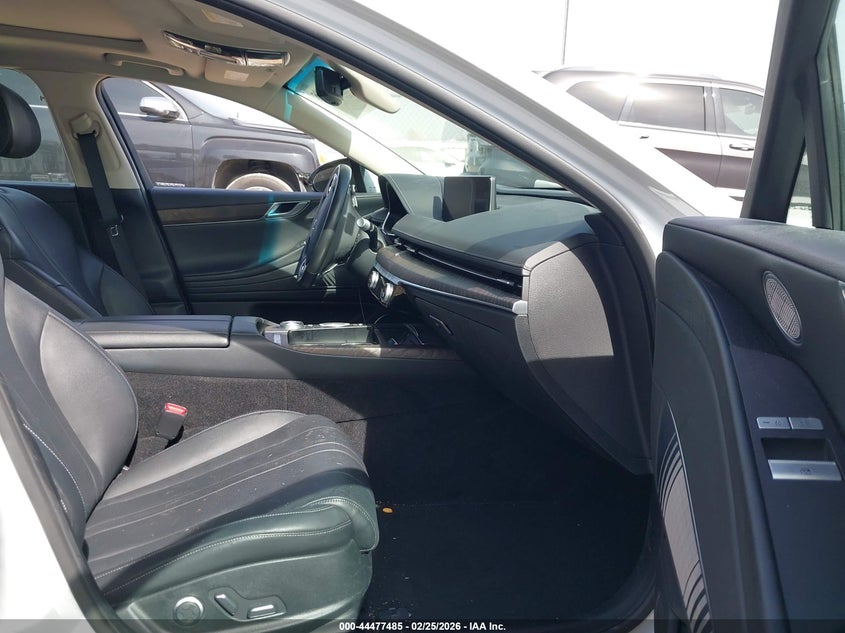 2022 Genesis G80