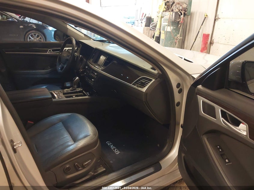2017 Genesis G80