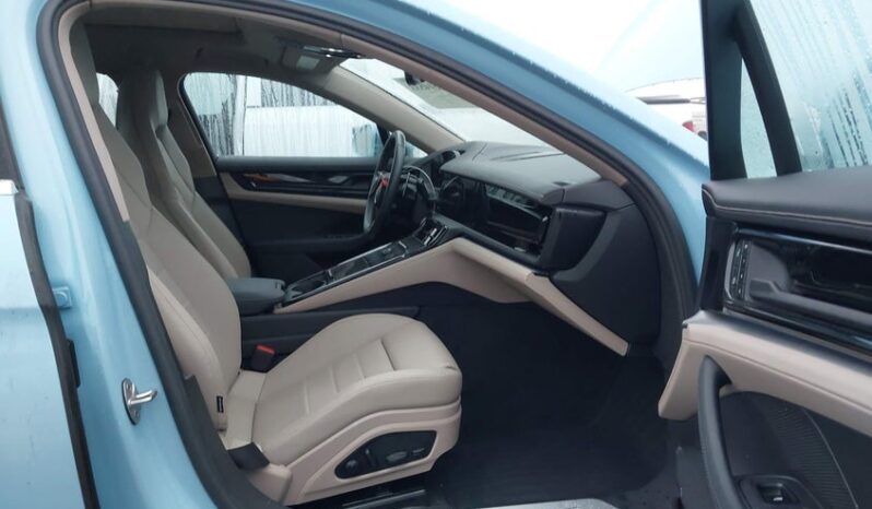
								2025 Porsche Panamera full									