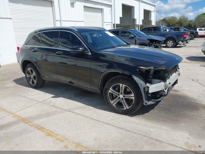 2016 Mercedes-benz Glc