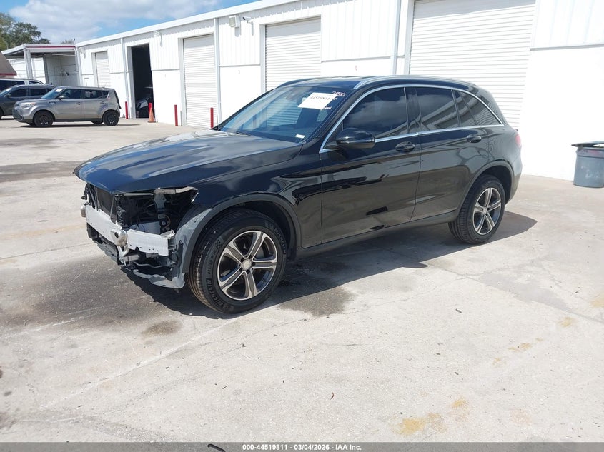2016 Mercedes-benz Glc
