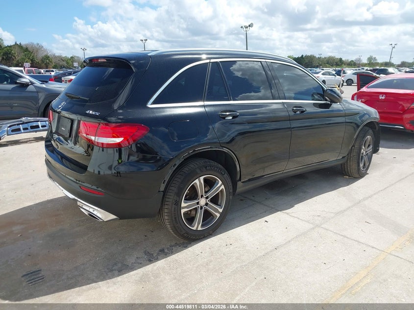 2016 Mercedes-benz Glc