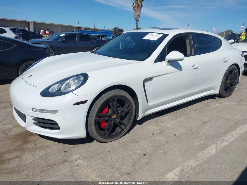 2016 Porsche Panamera
