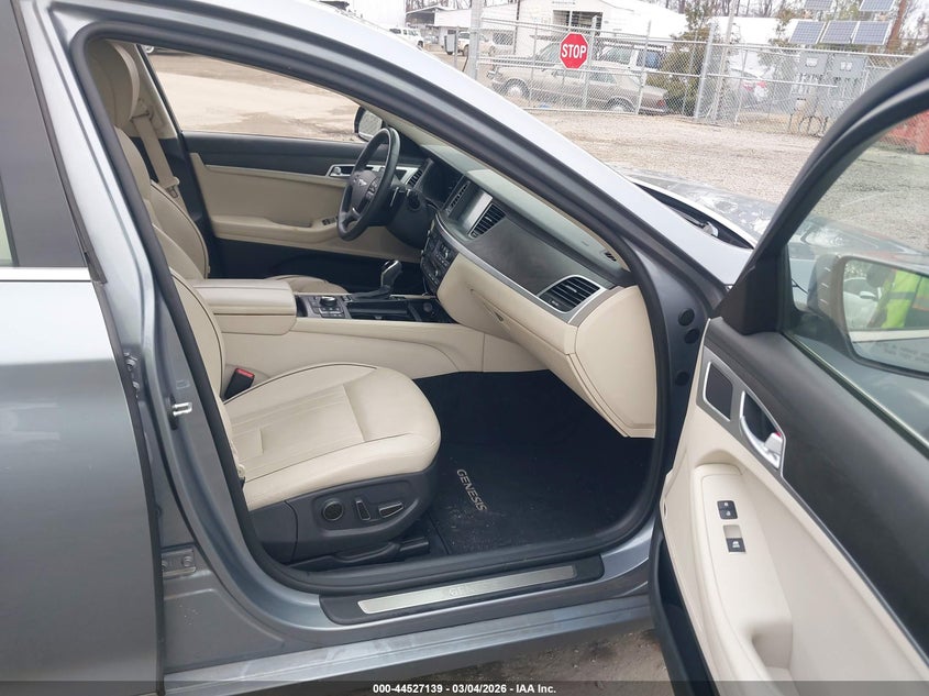 2017 Genesis G80
