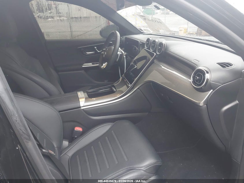 2024 Mercedes-benz Glc