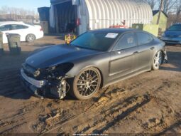 
										2017 Porsche Panamera full									