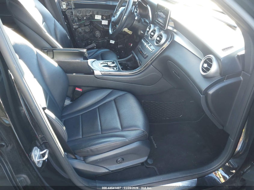 2018 Mercedes-benz Glc