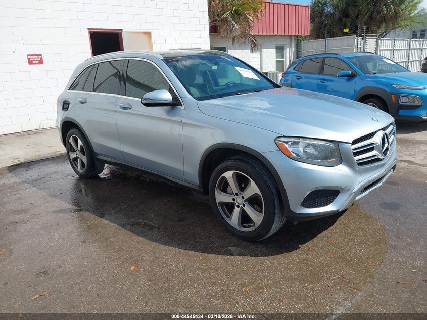 2017 Mercedes-benz Glc