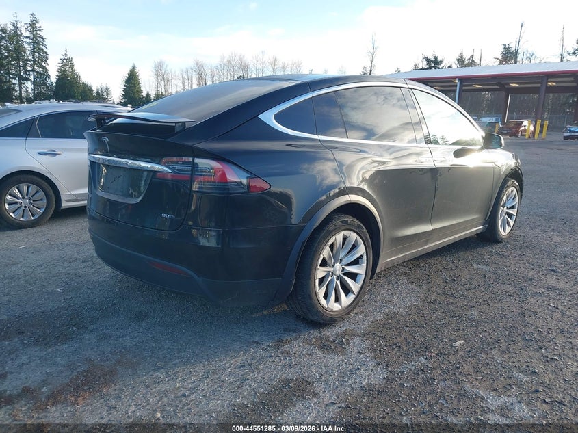 2016 Tesla Model x