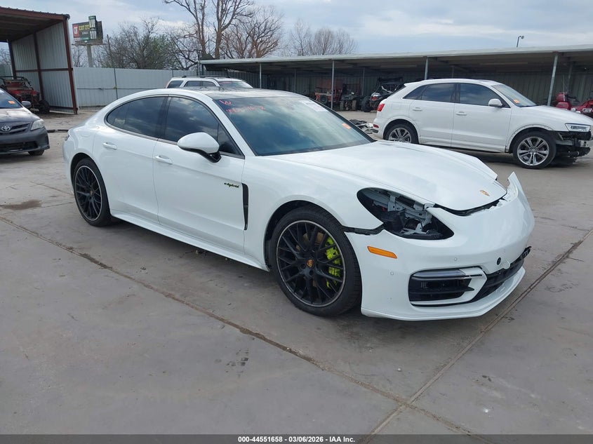 2022 Porsche Panamera