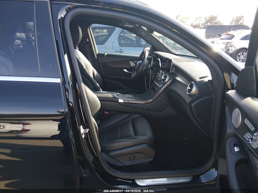 2020 Mercedes-benz Glc