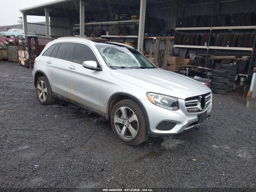 2016 Mercedes-benz Glc