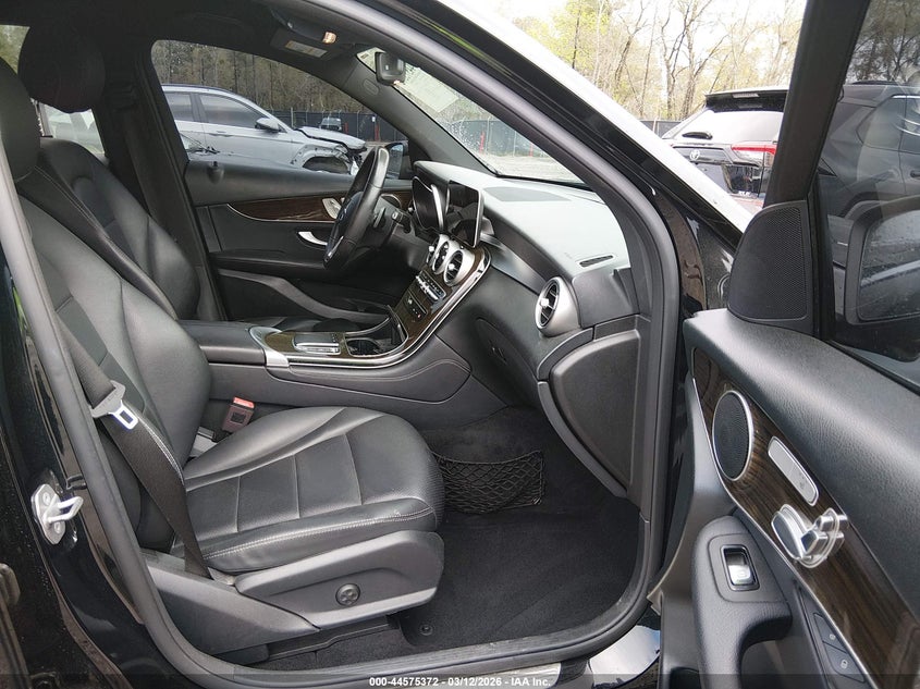 2020 Mercedes-benz Glc