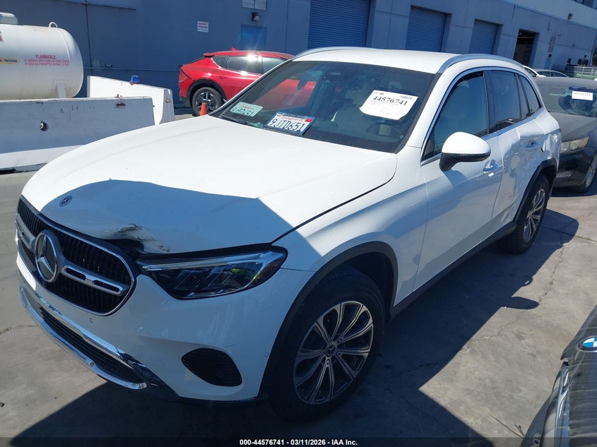 2024 Mercedes-benz Glc