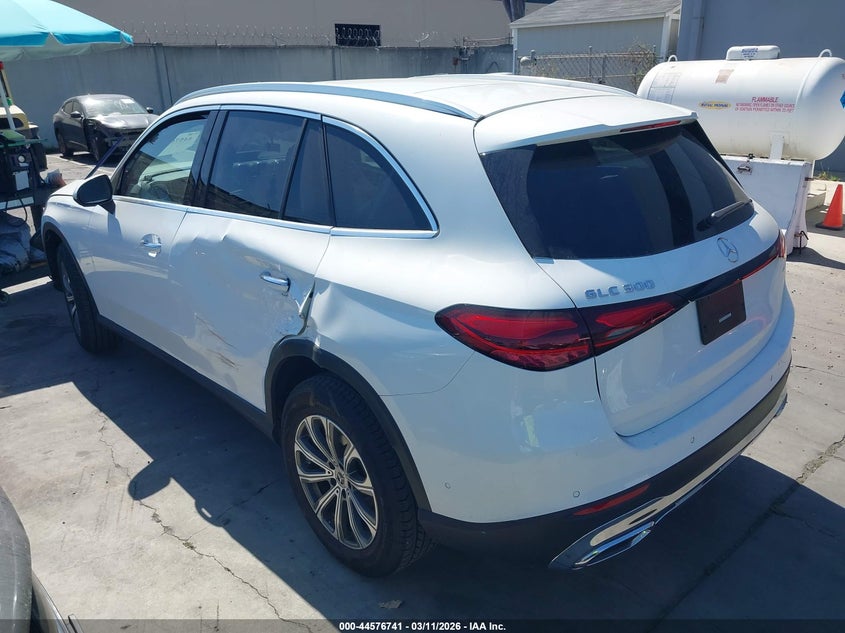 2024 Mercedes-benz Glc
