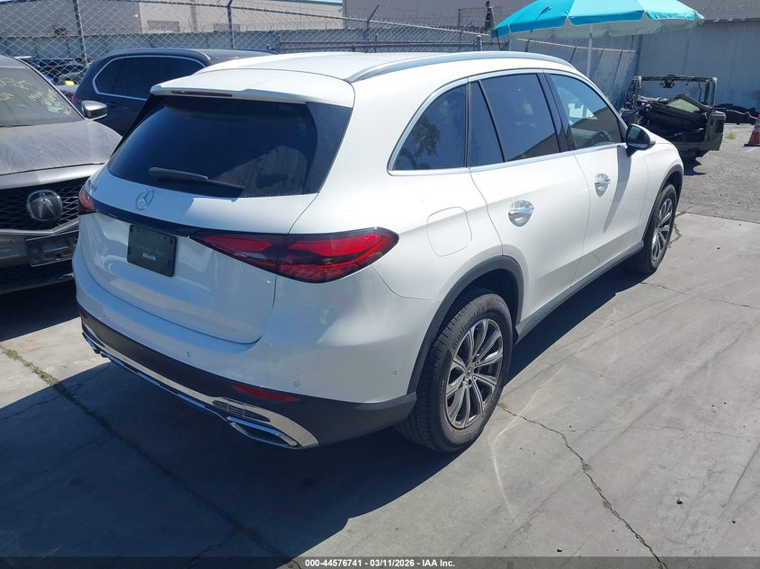 2024 Mercedes-benz Glc