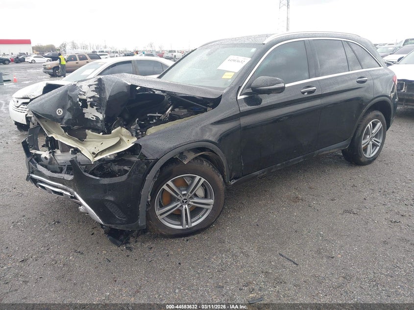 2021 Mercedes-benz Glc
