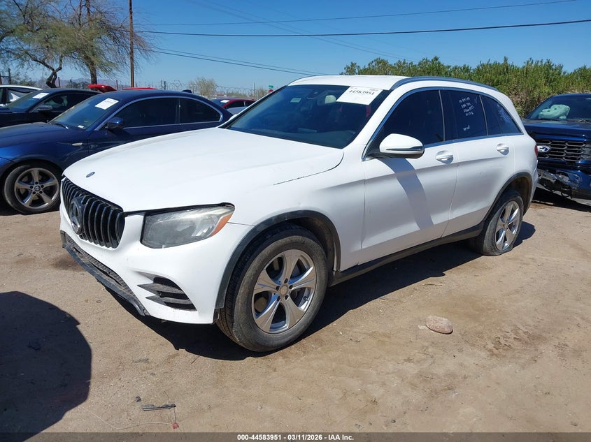 2016 Mercedes-benz Glc